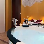 Hotel Isa *