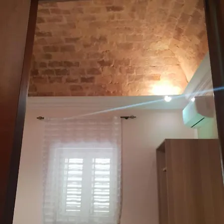 Isa Hotel